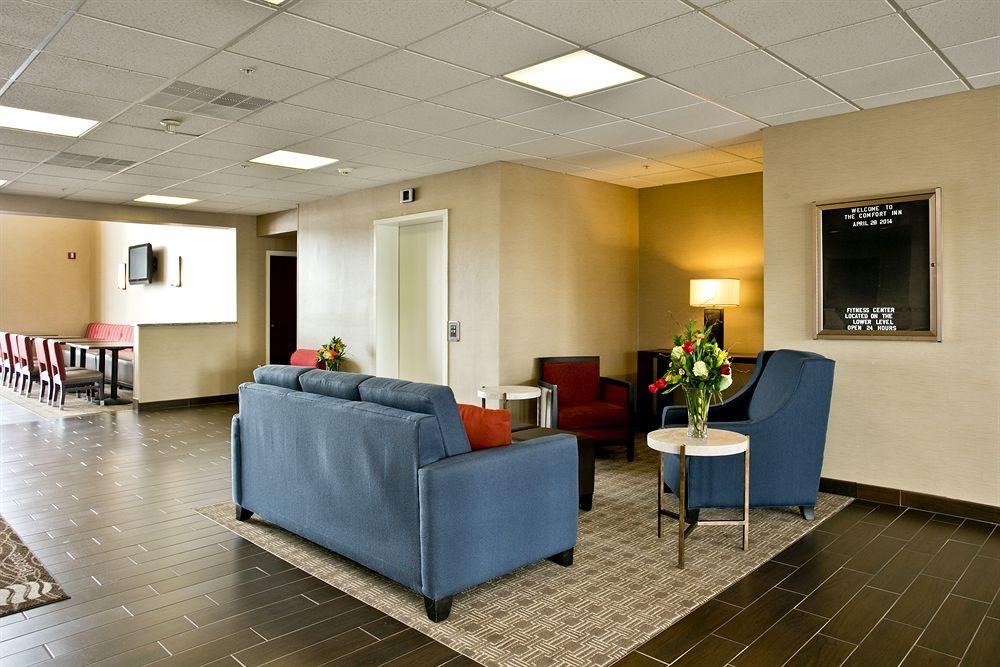 Comfort Inn Aikens Center Мартінсбург Екстер'єр фото