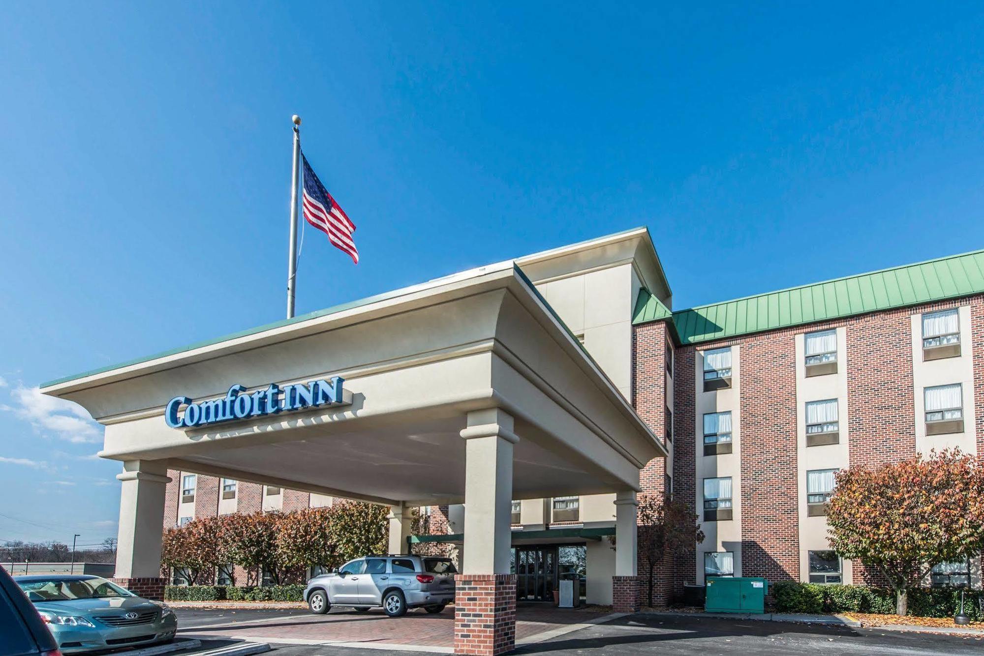 Comfort Inn Aikens Center Мартінсбург Екстер'єр фото